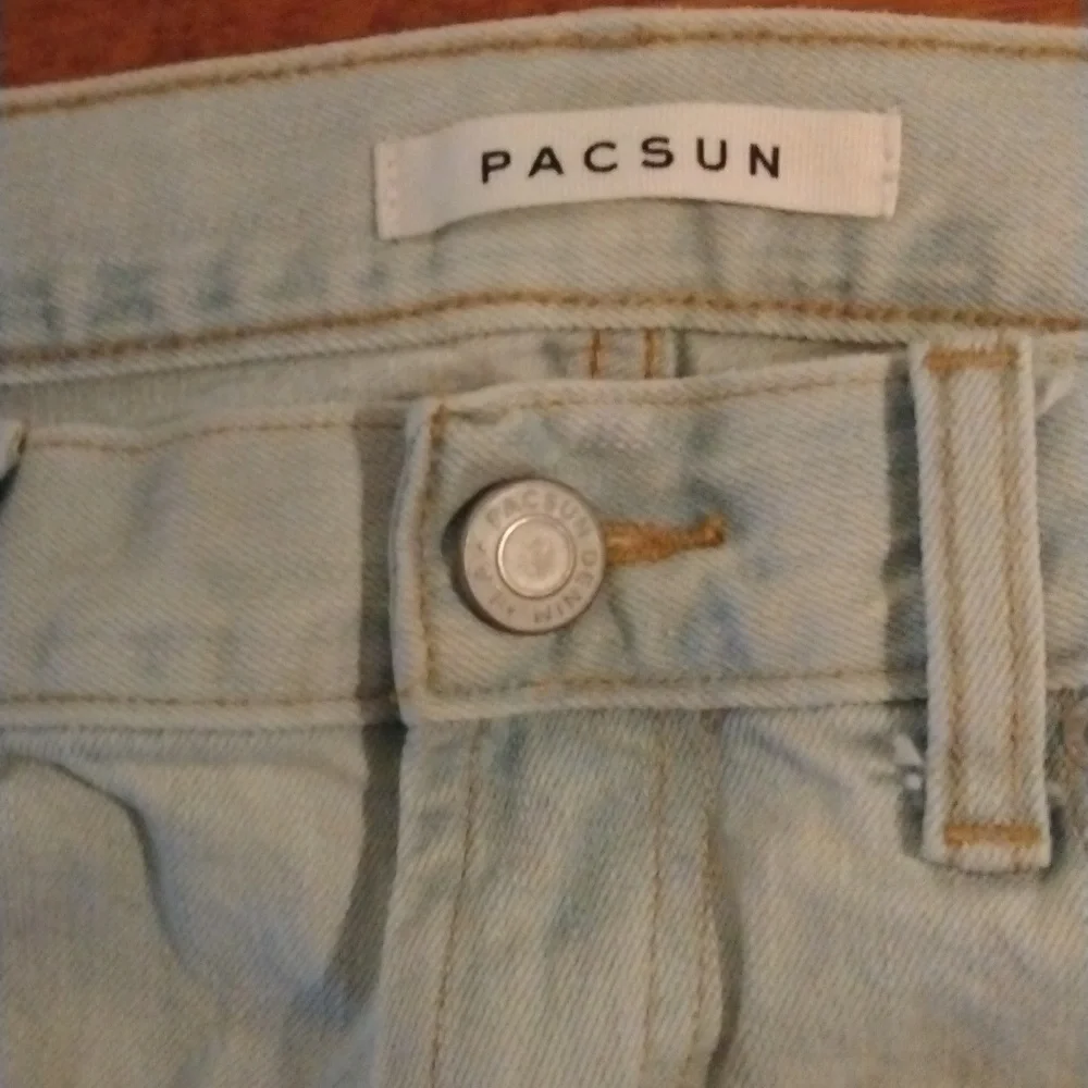 Pacsun mens stacked skinny lightwash distressed jeans. Size 32x 30.